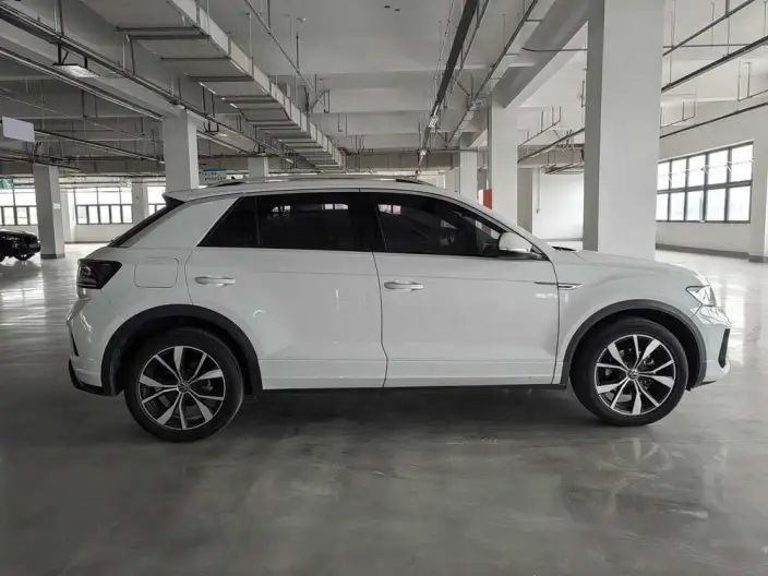 Volkswagen T-Roc 2023 Model 300TSI DSG Chenguang Edition – фото 6