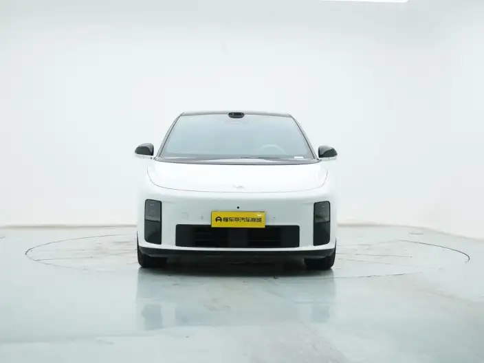 Li Auto i6 2025 Model 2WD Standard Edition – фото 2