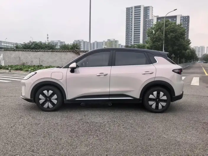 Wuling BingoS 2025 Model 325km Exclusive Model – фото 4