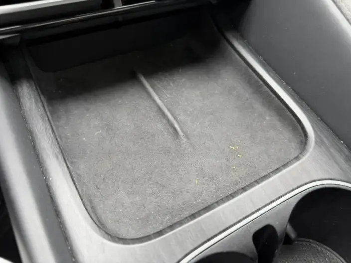 Roewe D7 DMH 2023 Model 125 Ultimate Edition – фото 9
