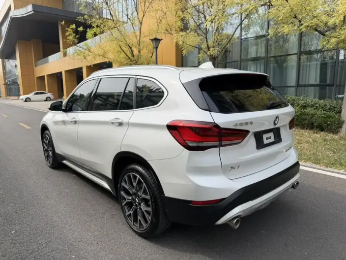 BMW X1 2020 Model xDrive25Li Exclusive Model – фото 5