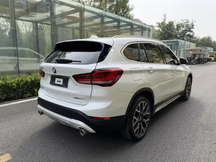 BMW X1 2020 Model xDrive25Li Exclusive Model – фото 7