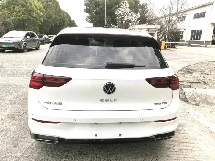 Volkswagen Golf 2021 Model 280TSI DSG R-Line – фото 5