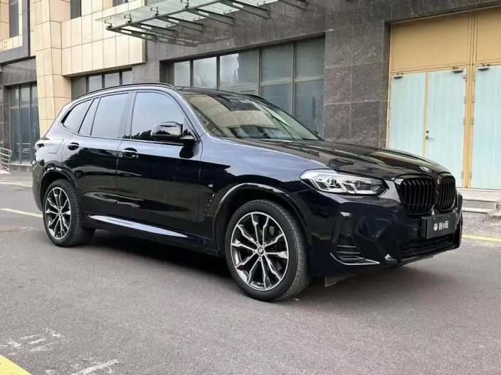 BMW X3 2023 Model xDrive30i Leading Model M Night Set – фото 3