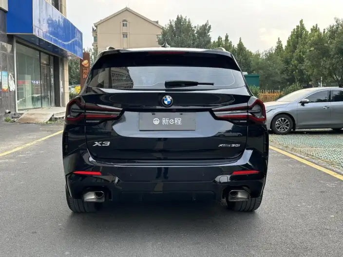 BMW X3 2023 Model xDrive30i Leading Model M Night Set – фото 5