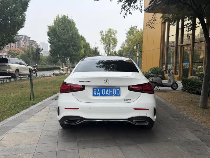 Mercedes-Benz A-class 2024 Model Facelift II A 200 L Fashion Edition – фото 5