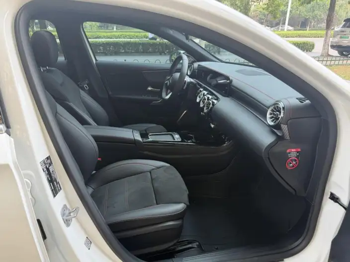 Mercedes-Benz A-class 2024 Model Facelift II A 200 L Fashion Edition – фото 9