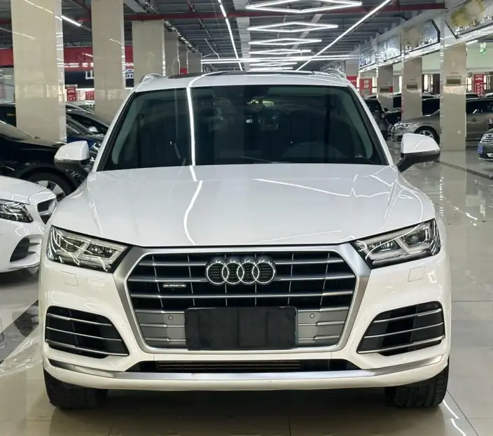 Audi Q5L 2020 Model Facelift 40 TFSI Rong Xiang Fashion Model – фото 2