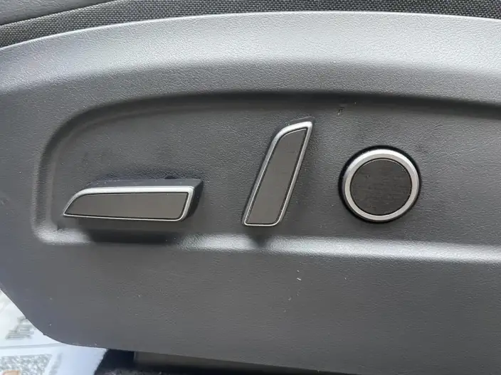 Model Y 2025 Model Rear-wheel drive version – фото 9