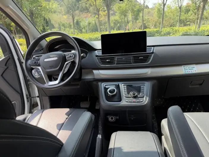 Maxus G20 2023 Model ES 2.0T Petrol Automatic Value Edition – фото 7