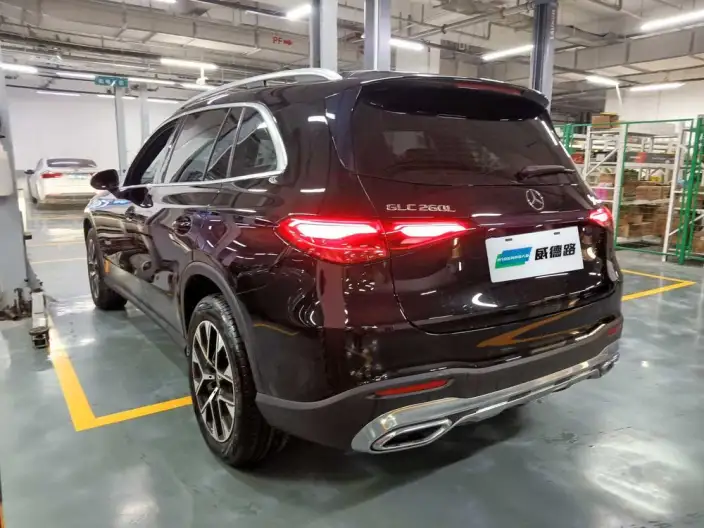 Mercedes-Benz GLC 2024 Model GLC 260 L 4MATIC Dynamic Model 5 seat – фото 3