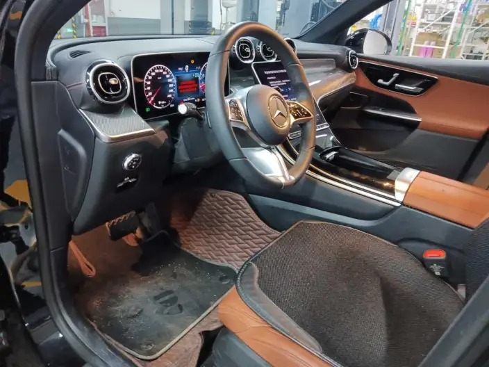 Mercedes-Benz GLC 2024 Model GLC 260 L 4MATIC Dynamic Model 5 seat – фото 10