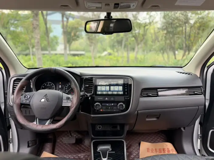 Mitsubishi Outlander 2020 Model 2.0L 2WD Changxiang Edition 7 seat – фото 7