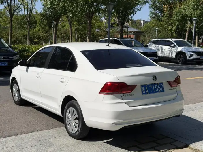 Volkswagen Santana 2021 Model 1.5L Automatic Fashion edition – фото 4