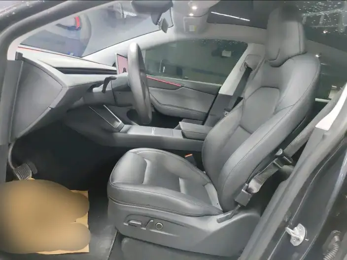 Model Y 2025 Model Rear-wheel drive version – фото 10
