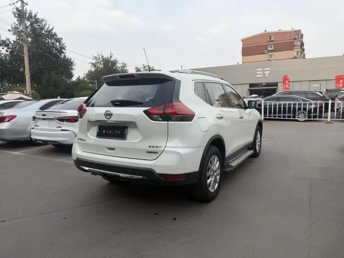 Nissan X-Trail 2020 Model 2.0L CVT Smart Connect Comfort Edition 2WD – фото 6