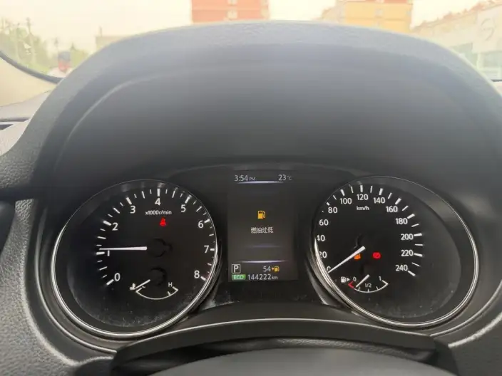 Nissan X-Trail 2020 Model 2.0L CVT Smart Connect Comfort Edition 2WD – фото 8