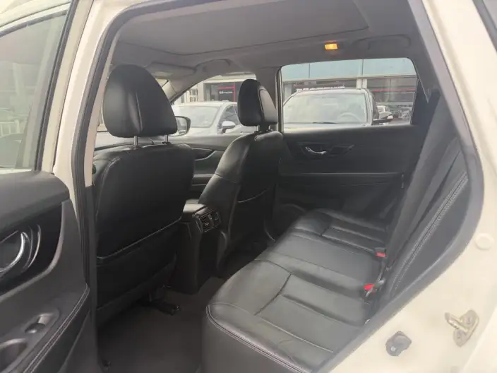 Nissan X-Trail 2020 Model 2.0L CVT Smart Connect Comfort Edition 2WD – фото 10