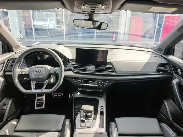 Audi Q5L 2025 Model 45TFSI Luxury Dynamic Model – фото 7