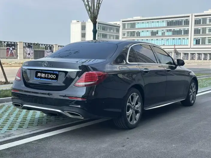 Mercedes-Benz E-Class 2020 Model Facelift E 300 L Fashion Model – фото 6