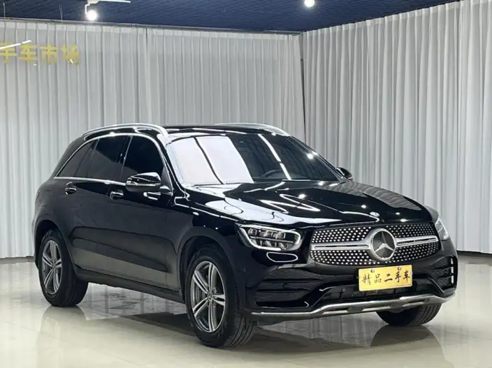 Mercedes-Benz GLC 2020 Model GLC 260 L 4MATIC Luxury Model – фото 3