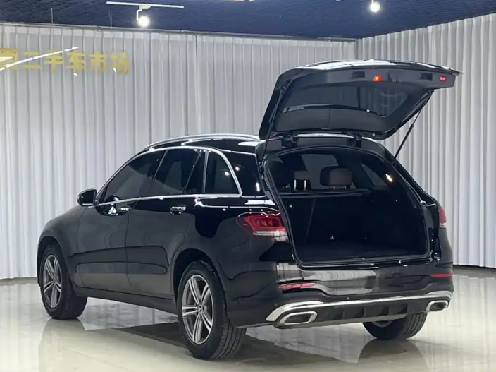 Mercedes-Benz GLC 2020 Model GLC 260 L 4MATIC Luxury Model – фото 5