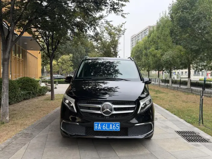 Mercedes-Benz V-Class 2020 Model V 260 Premium Edition – фото 2