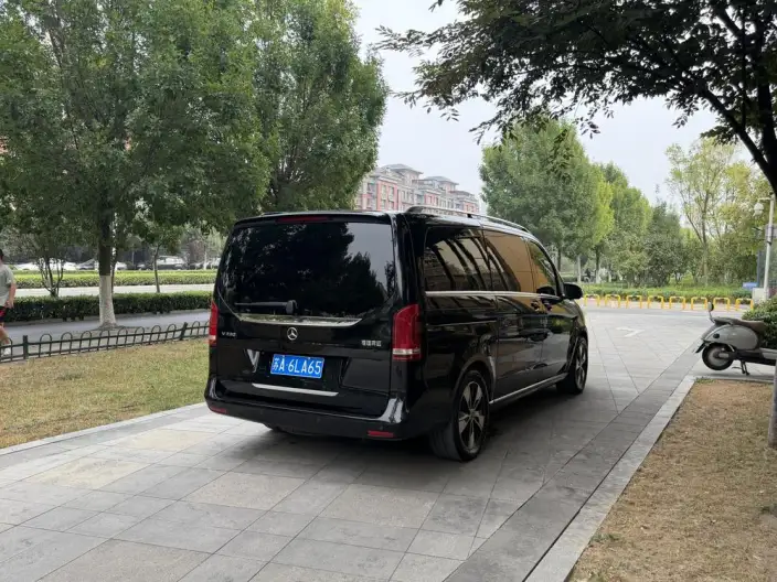 Mercedes-Benz V-Class 2020 Model V 260 Premium Edition – фото 6