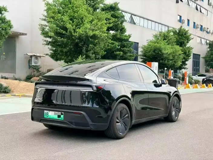 Model Y 2026 Model Rear-wheel drive version – фото 5
