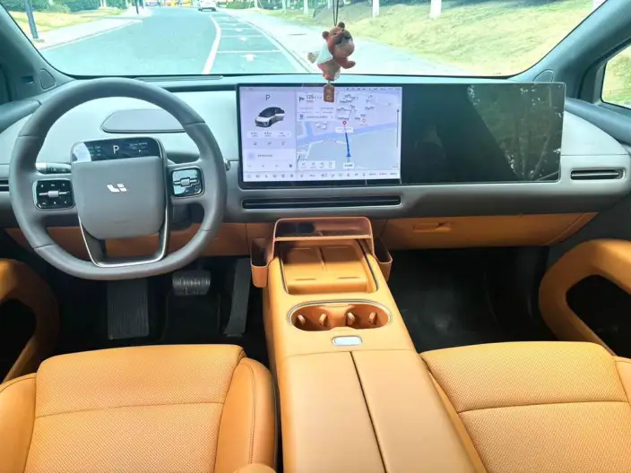 Li Auto i6 2025 Model 2WD Standard Edition – фото 7