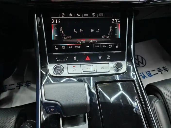 Audi Q8 2022 Model 55 TFSI Luxury Dynamic Model – фото 6