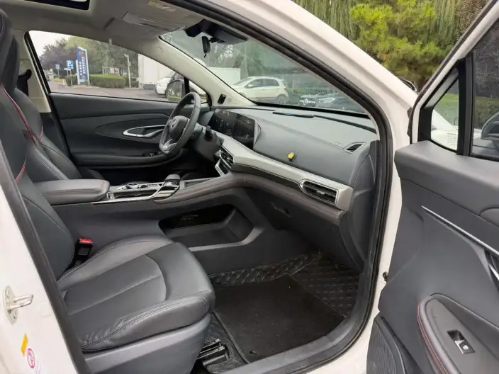 Changan UNI-T 2020 Model 1.5T Noble Model – фото 8