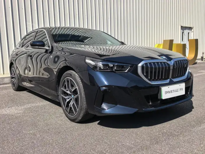 BMW i5 2025 Model eDrive40L M Sports Set – фото 3