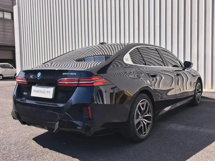 BMW i5 2025 Model eDrive40L M Sports Set – фото 6