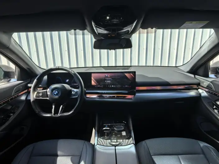 BMW i5 2025 Model eDrive40L M Sports Set – фото 7