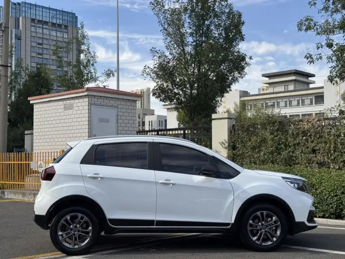 Geely Vision X3 2020 Model 1.5L CVT Noble Model – фото 7