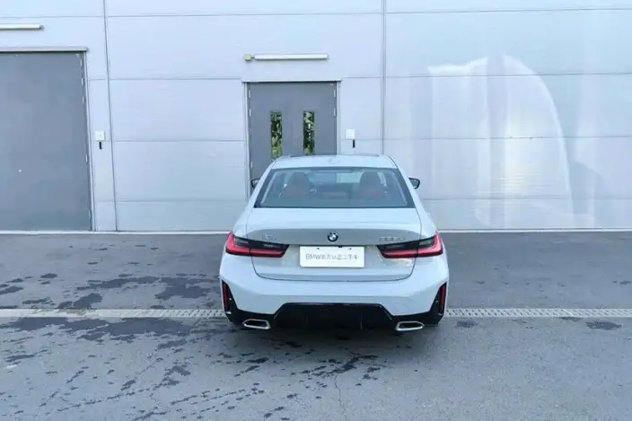 BMW 3 Series 2025 Model 325Li M Sports Set – фото 4