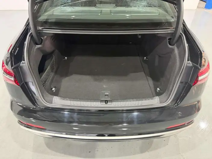 Audi A6L 2024 Model 40 TFSI Luxury Dynamic Model – фото 9