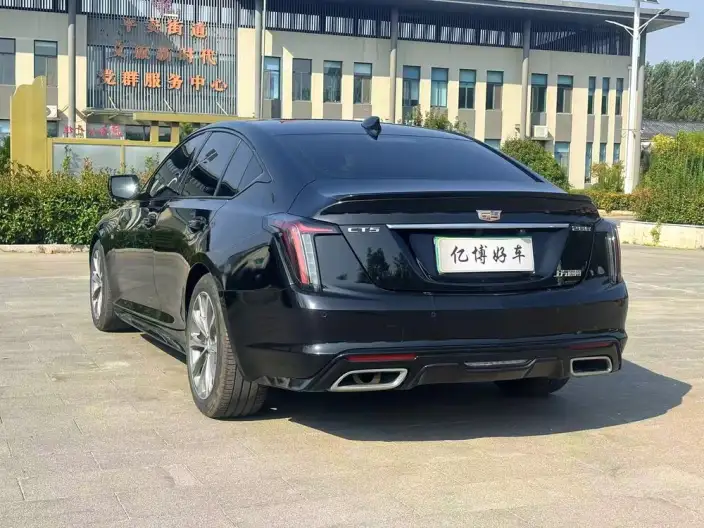 Cadillac CT5 2021 Model 28T Fashion Model – фото 4