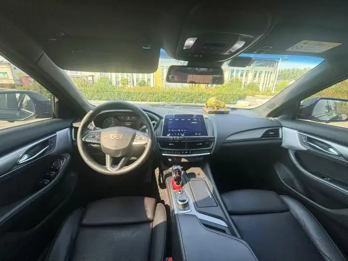 Cadillac CT5 2021 Model 28T Fashion Model – фото 9