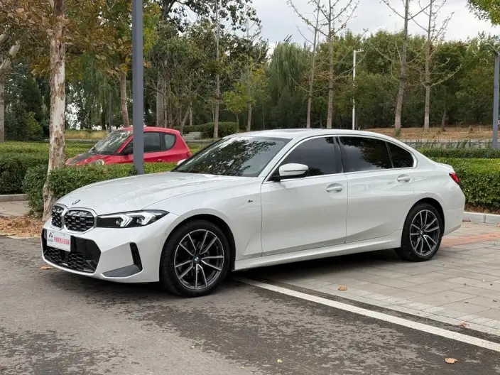BMW 3 Series 2025 Model 325Li M Sports Set – фото 1