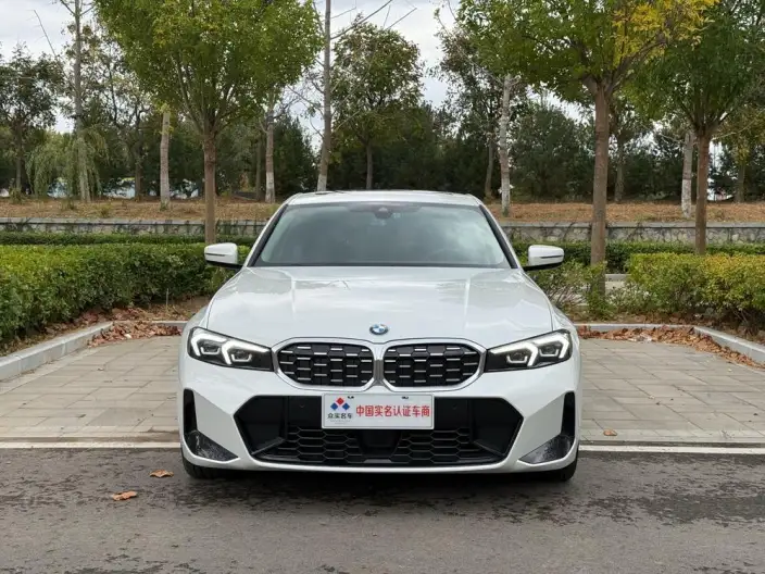 BMW 3 Series 2025 Model 325Li M Sports Set – фото 2