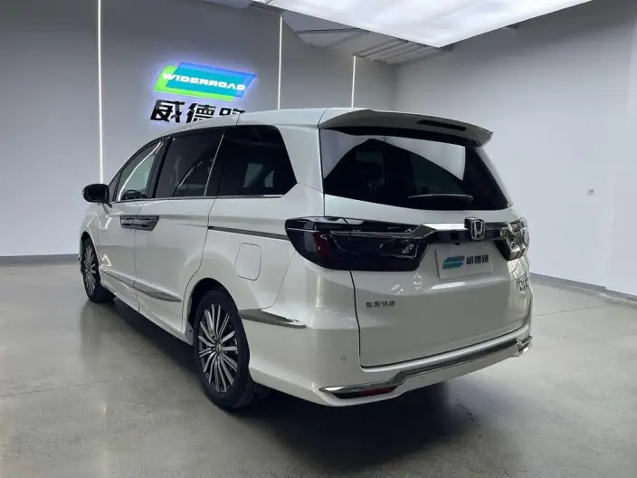 Honda Elysion 2022 Model 2.0L Hybrid Deluxe Edition – фото 4