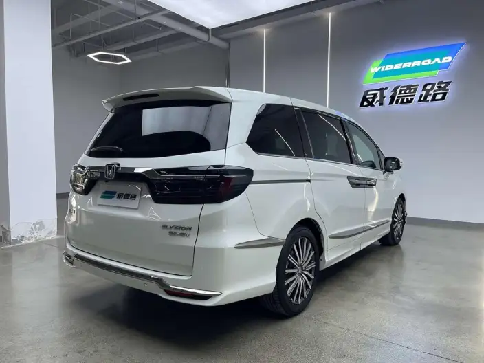 Honda Elysion 2022 Model 2.0L Hybrid Deluxe Edition – фото 6
