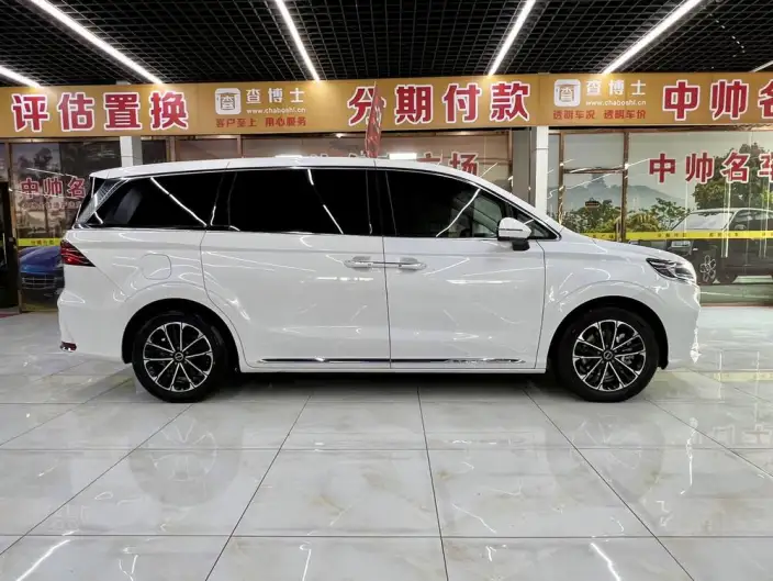 Roewe iMAX8 2023 Model 400TGI Comfort Edition – фото 7