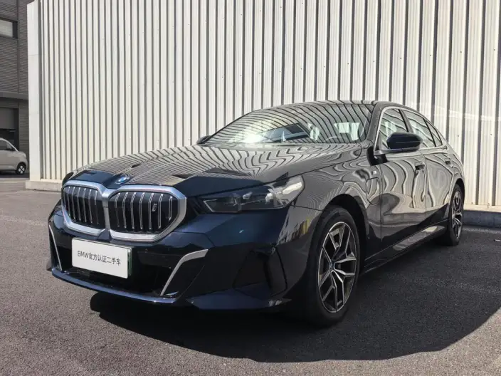 BMW i5 2025 Model eDrive35L M Sports Set – фото 1