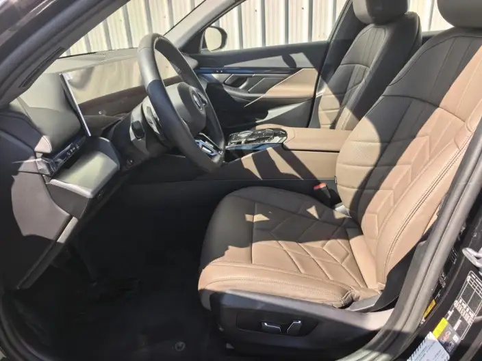BMW i5 2025 Model eDrive35L M Sports Set – фото 8