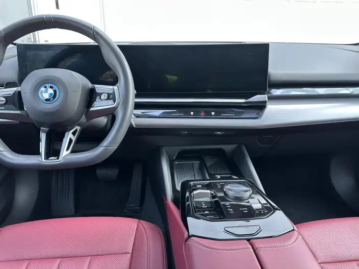 BMW i5 2025 Model eDrive35L M Sports Set – фото 8
