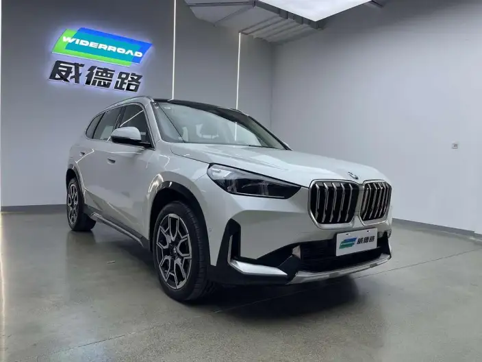 BMW X1 2025 Model sDrive25Li X Design Set – фото 3