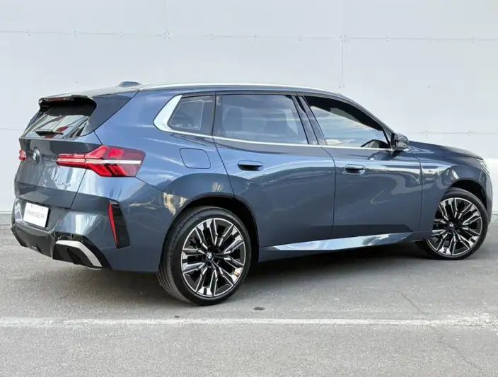 BMW X3 2025 Model xDrive30L Exclusive Model M Sports Set – фото 4